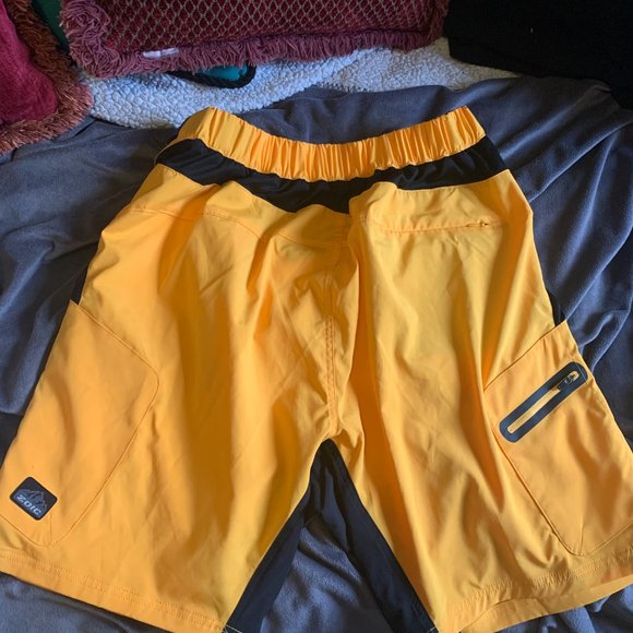Zoic mountain bike shorts, size 3xl, great cond.velcro waist, many pockets - Picture 6 of 6